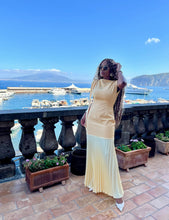 Load image into Gallery viewer, ITALIAN KISSES :Butter Bodyglove