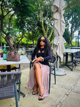 Load image into Gallery viewer, ####Draped in Confidence!