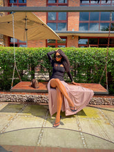 Load image into Gallery viewer, ####Draped in Confidence!