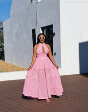Load image into Gallery viewer, ########Bold Woman 26: Roses are Forever - Pink (Copy)
