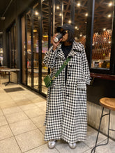 Load image into Gallery viewer, ###AW25: HOUNDSTOOTH OBSESSION COAT
