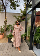 Load image into Gallery viewer, #######AW26:MOVIDA Nude Dress

