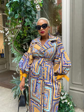Load image into Gallery viewer, *GRAND CHATEAU : BONGI PAISLEY TRENCH
