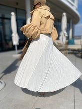 Load image into Gallery viewer, *GRAND CHATEAU : BONGI CROPPED TRENCH
